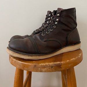 Red Wing boots #8111 with vibram sole